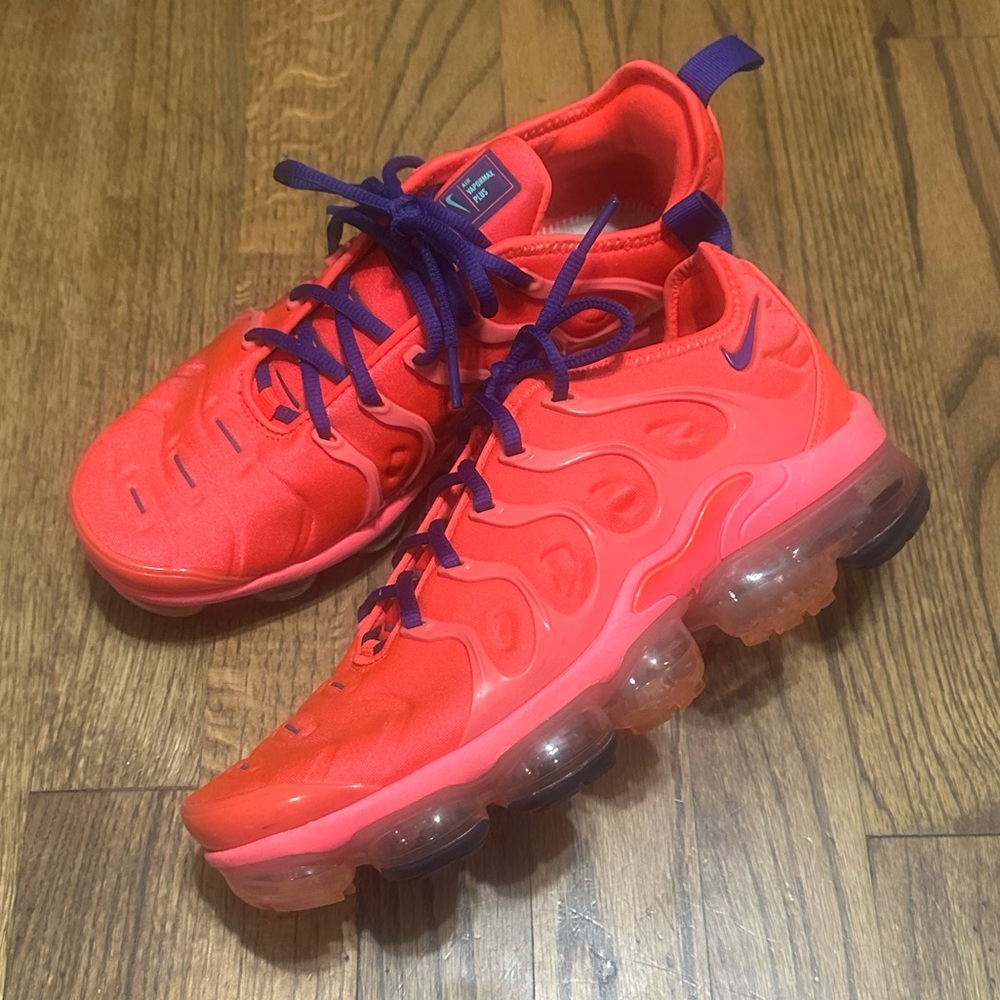 Nike Air VaporMax Plus Sneakers